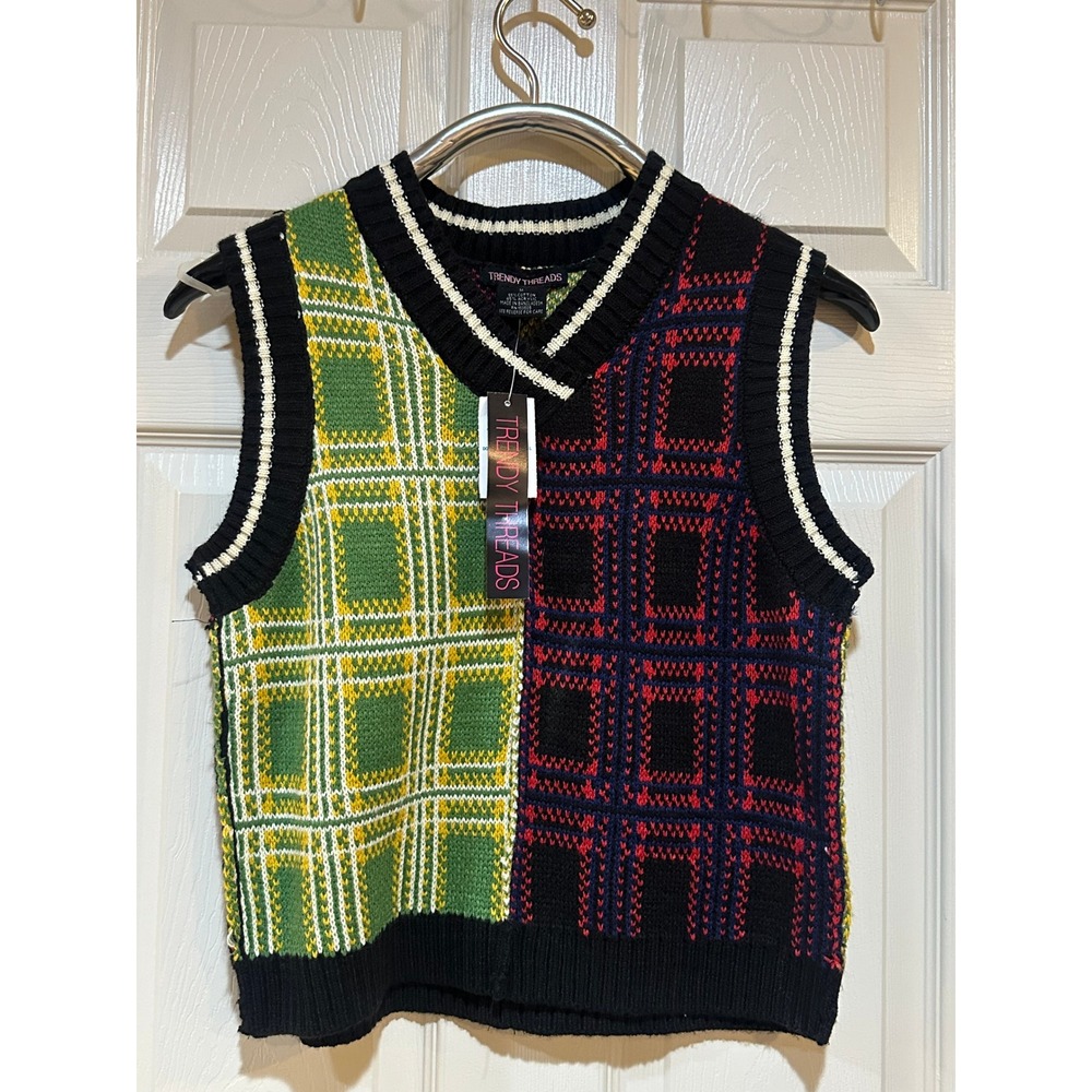 Trendy Threads Plaid Sweater Vest Green Red Split Color Block Knit V-Neck Medium